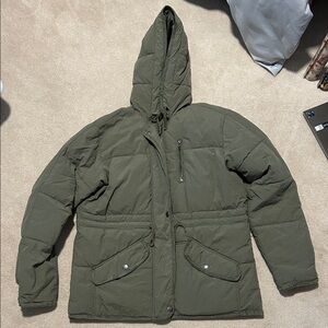 American Eagle Women's Green Puffer Jacket